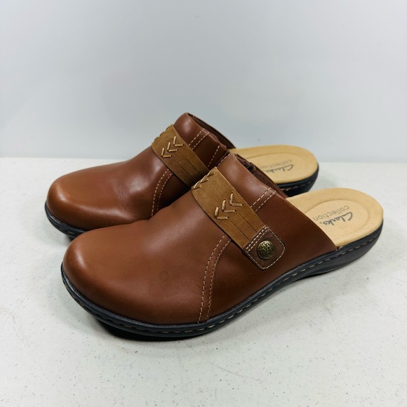 Women's Laurieann Ella Slip-On Embellished Black Clogs size 11 - Picture 4 of 8